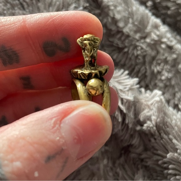 OZMA Gold Elephant Stackable Ring - Picture 3 of 4